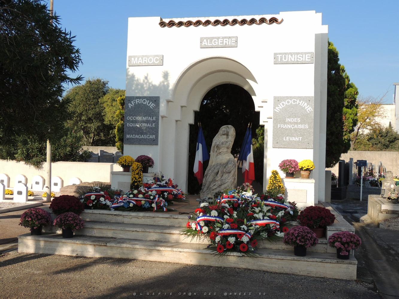 2017 11 01 TOULON CIMETIERRE DE LAGOUBRAN CEREMONIE DU 1 ER NOVEMBRE (19).JPG -           